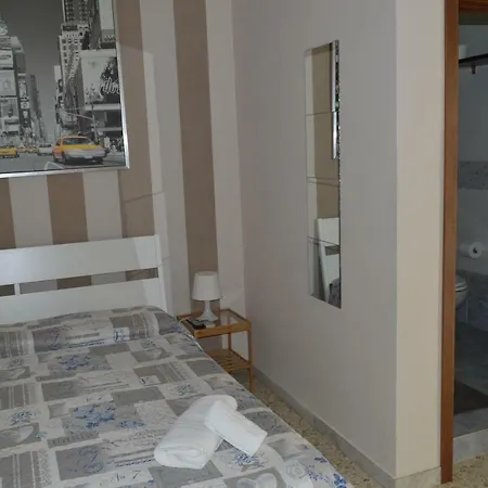 B&B Frangi بومبيي